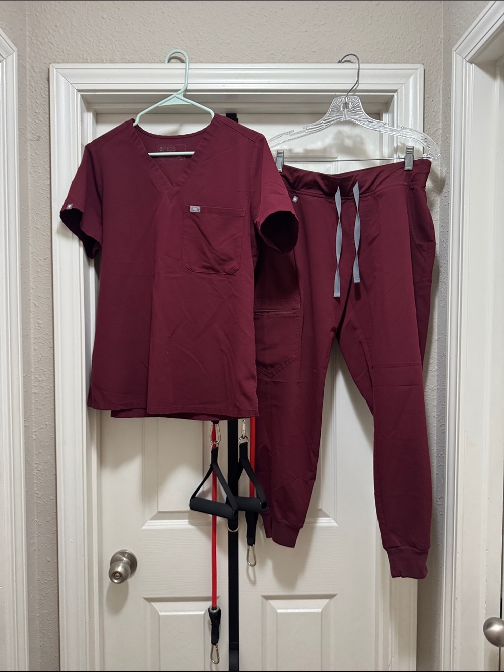 Figs Women's Maroon Jogger Scrub Set - Drawstring Waist